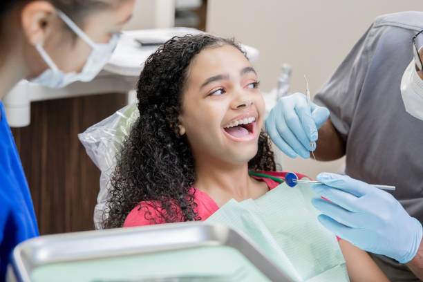 Best Emergency Dentist for Knocked-Out Tooth in Brookside Village, TX